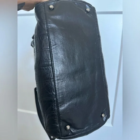 CHANEL LAX Shoulder Bag - Picture 10 of 14